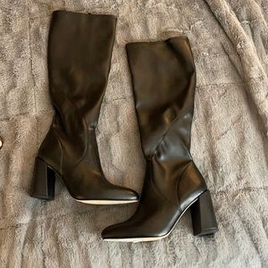 Franco Sarto Black Boots - Size 8 gardenia